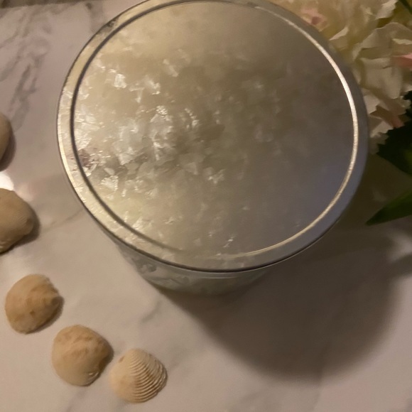White Barn Accents Nwt 3 Wick Sea Salt Balsam Candle Poshmark
